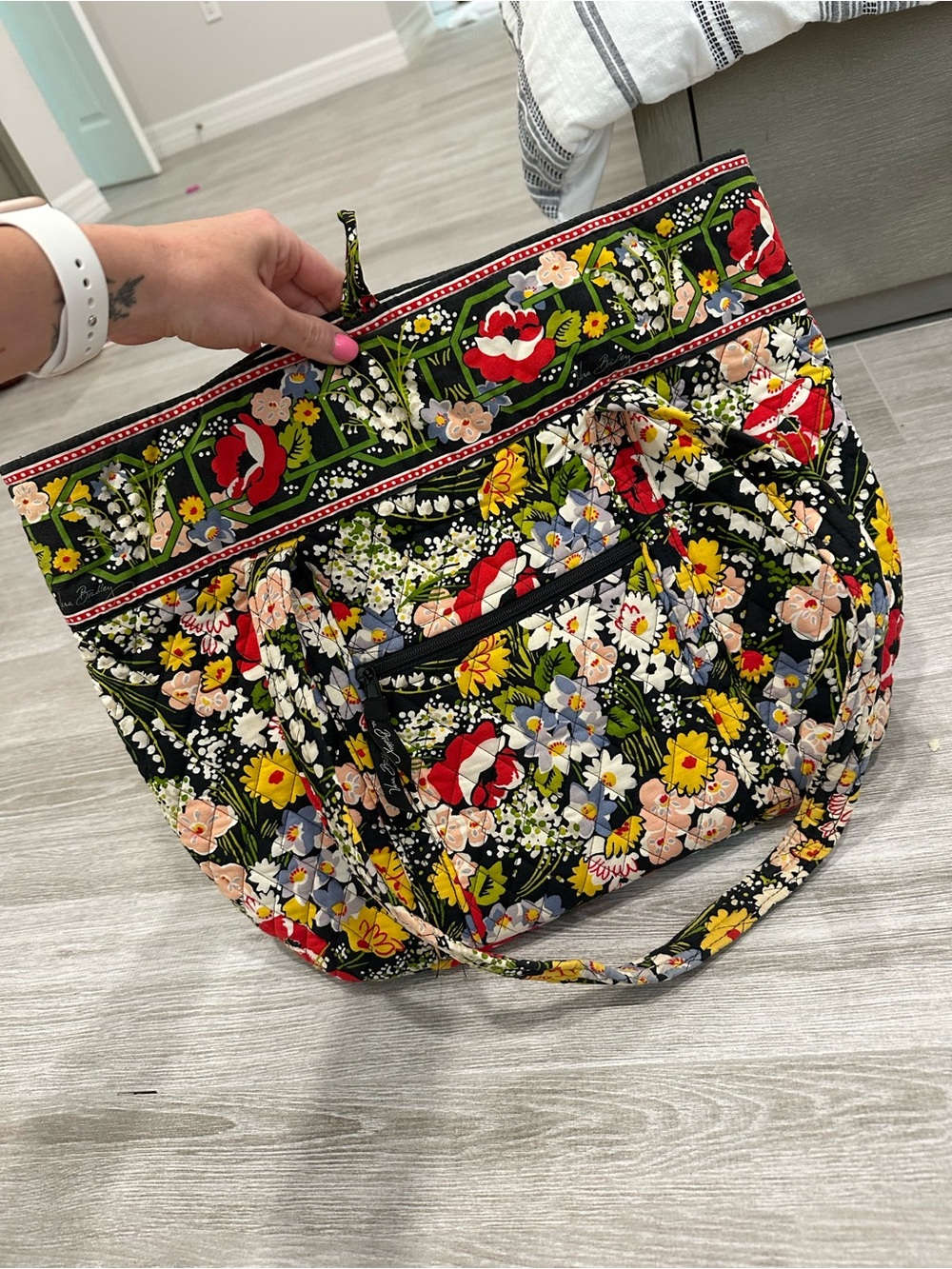 Vera Bradley tote - Picture 2 of 3